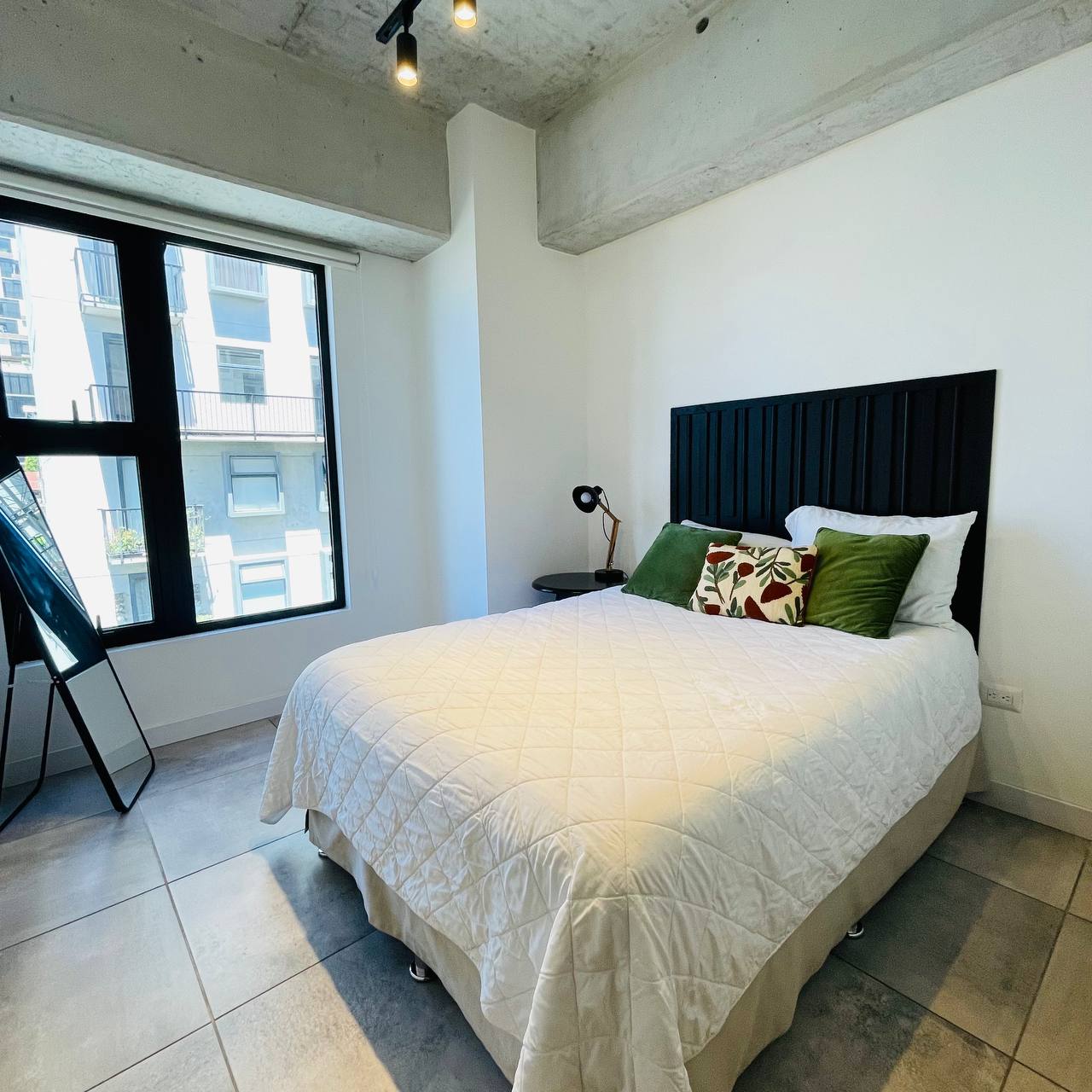Apartamento Amueblado en Renta en Edificio Silk 4 - foto 13