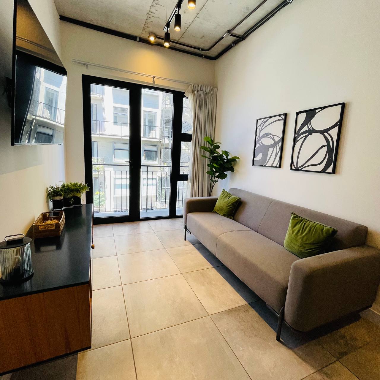 Apartamento Amueblado en Renta en Edificio Silk 4