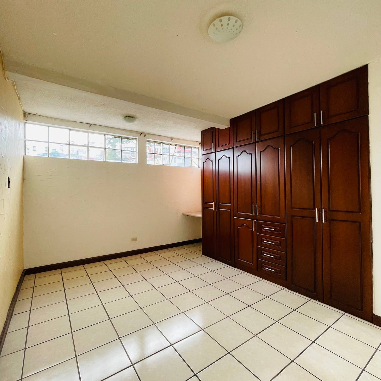 Casa en venta en Condominio Vista Azul zona 10 SCP - foto 6