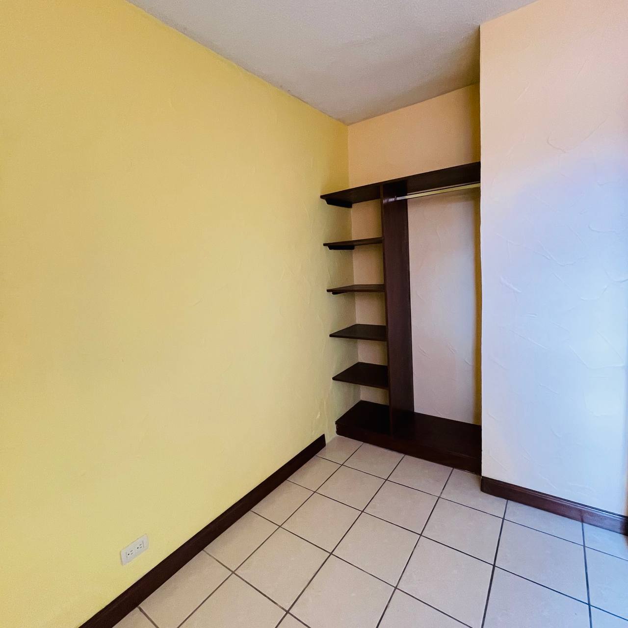 Casa en venta en Condominio Vista Azul zona 10 SCP - foto 5